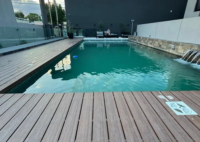 Las Pircas Housing